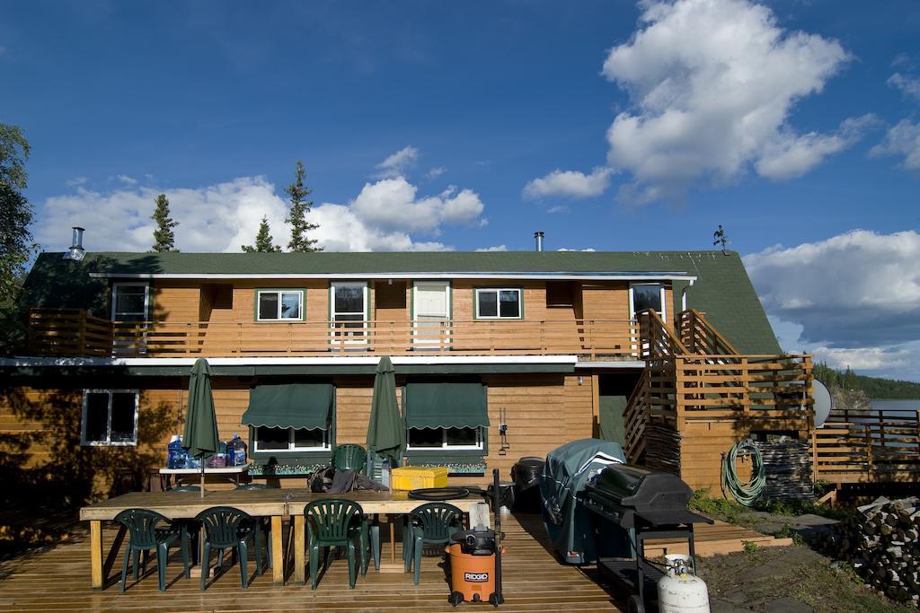 Yellow Dog Lodge, Inc. Yellowknife Exterior photo